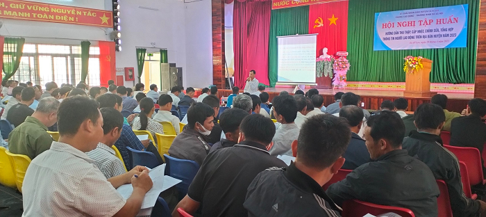 Tập huấn hướng dẫn thu thập, cập nhật, chỉnh sửa, tổng hợp thông tin người lao động trên địa bàn huyện năm 2023